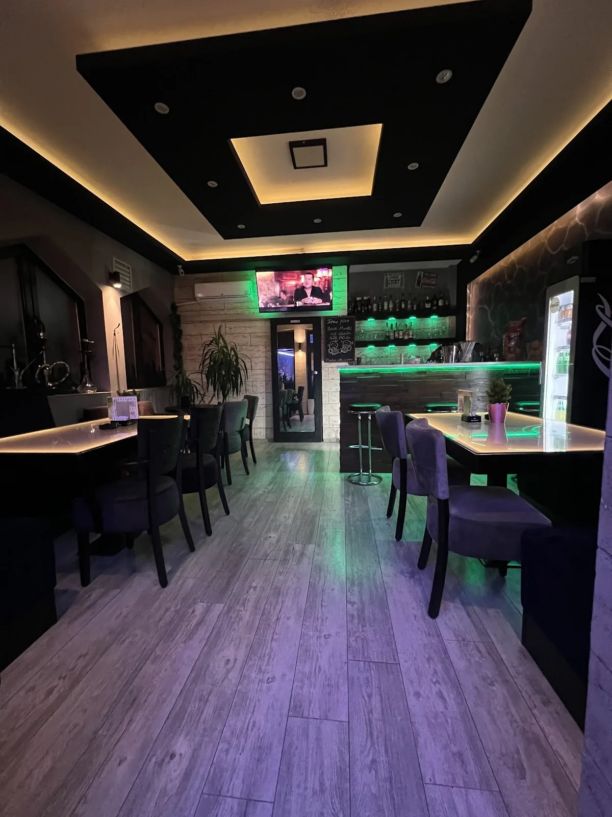 Whats Up Shisha bar - 2