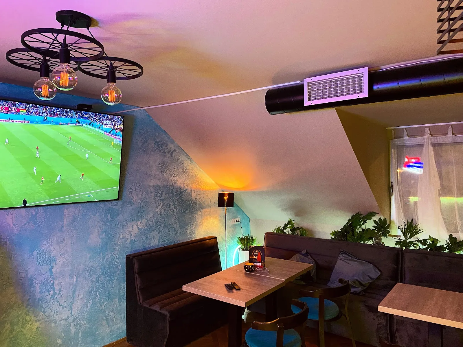 Gentleman Bar - 1